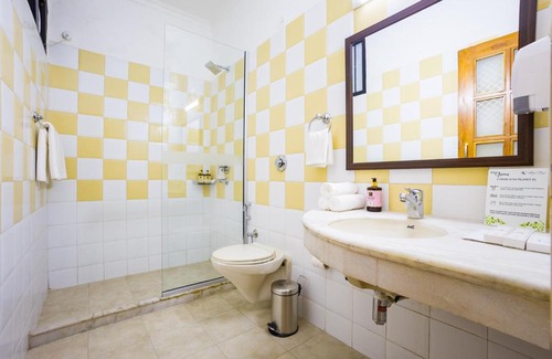 Kasauli Villa | Alaya Stays Mehar Villa - 3 BHK With Garden & Scenic Views