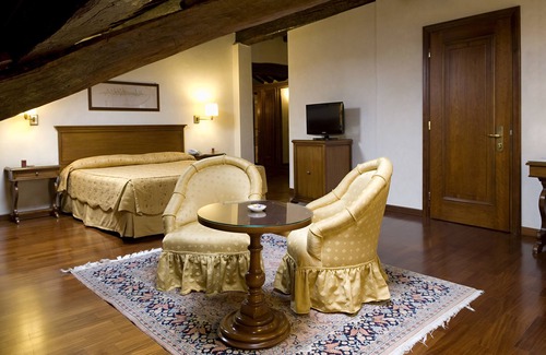 Reggio nell'Emilia Hotel | Albergo Delle Notarie