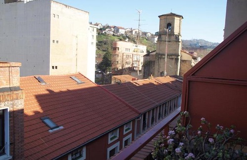 Deustuko San Pedro-Erribera Hostel | Albergue Turistico Moon Hostel Bio