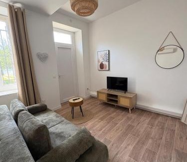 Castres Apartment | Albert I Ground floor l Terrace l Garden l Air conditioning