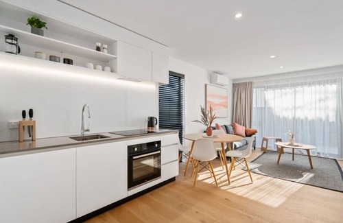 Albert Town Apartment | Albert Town Whare Sum