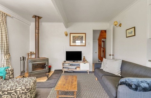 Shoalhaven City Council House | Alcheringa Cottage - Amazing location with views!