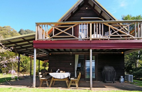 Shoalhaven City Council House | Alcheringa Cottage - Amazing location with views!