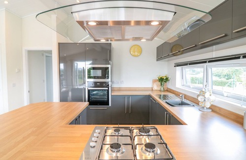 Teigngrace House | Alder Lodge