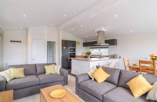 Teigngrace House | Alder Lodge