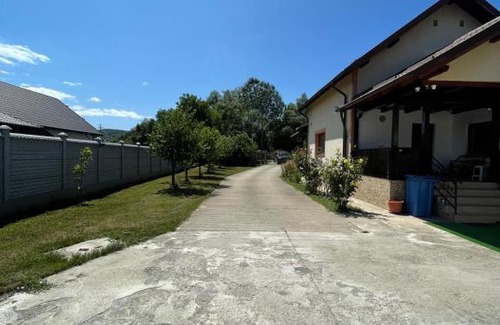 Valcea County House | Aldevis House