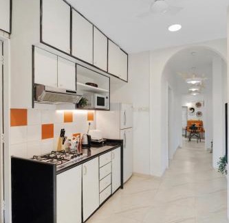 Ranwar Bed & Breakfast | Aleo 1BHK Bandra W by The Bombay Home Company