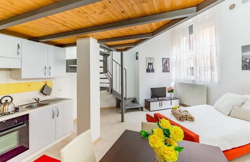 Cagnola Apartment | Alessia's Flat Portello 3