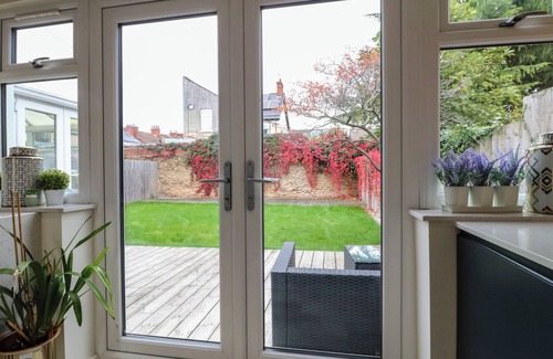 Skegby Cottage | ALEXANDRA RETREAT, with a garden in Sutton-In-Ashfield