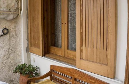 Mikromani House | Alexandra's Relaxing House