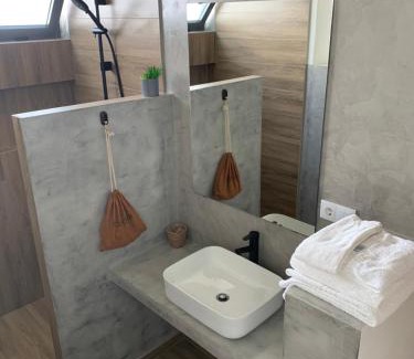Paul House | Alfa-Rooms