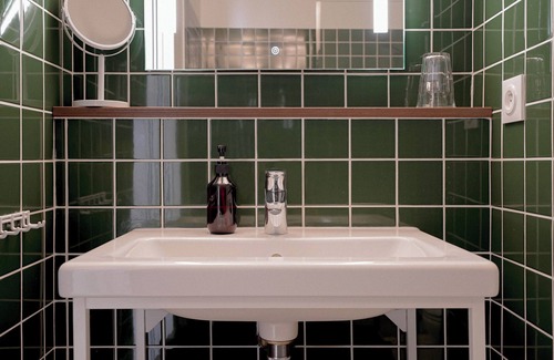 Centre Ville Hotel | ALFRED HOTEL Compiègne