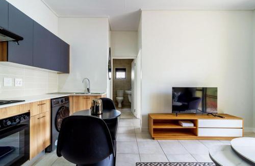 Boksburg Apartment | #AlimamaSpaces Chelsea's GreenPark