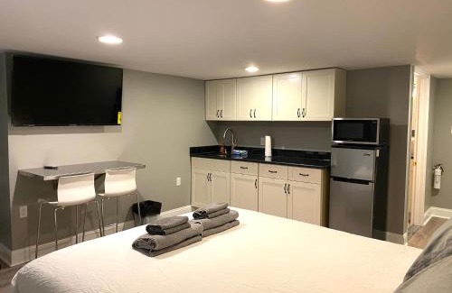 West Poplar Apartment | Alina & Fanny - Philadelphia 1224 Mt Vernon St