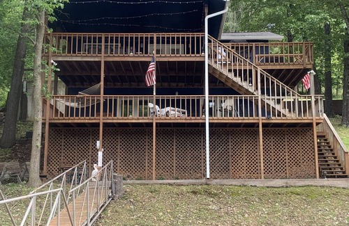 Jay House | All Decked Out! Grand Lake waterfront, boat dock and views. Drowning Creek.