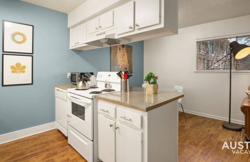 North Loop Apartment | All of North Loop at Your Door! Private Apt + Pool
