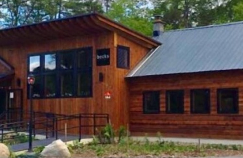 North Creek House | All season Adirondack retreat near Gore Mountain