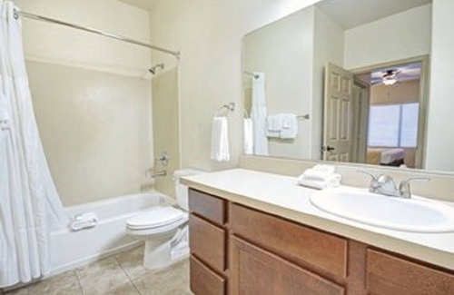 Ahwatukee Foothills Resort | All the comforts of home!