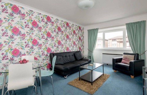 Leith Apartment | Allanfield