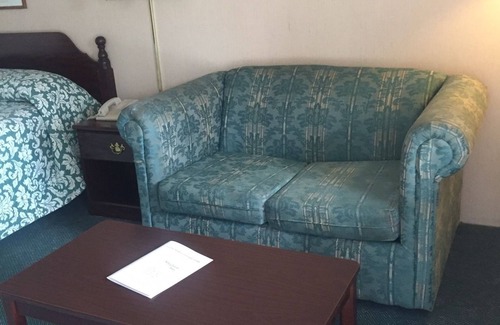 Sparta Hotel | Alleghany Inn