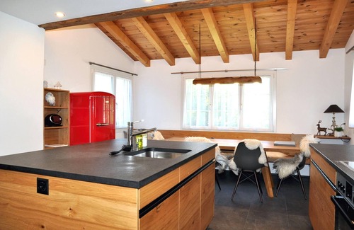 Engadin Scoul House | Allegra and welcome to Chalet Trü