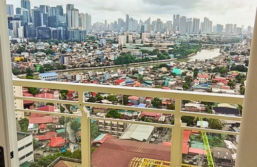 Pasig Condo | Allegra Garden Place