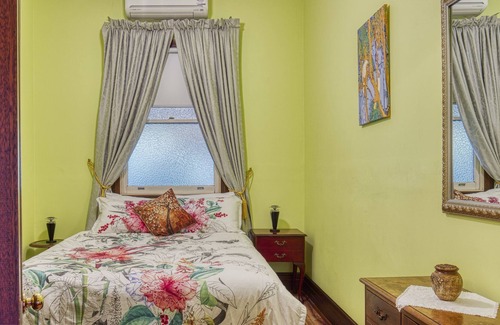 Piccadilly House | Allora House Kalgoorlie