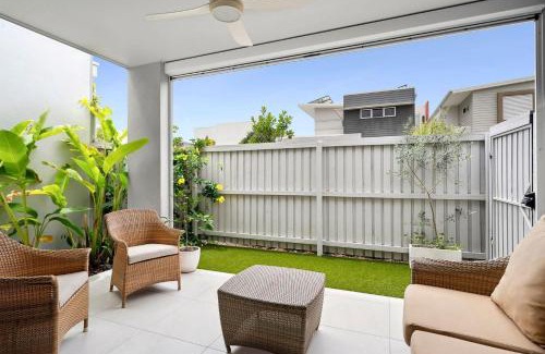 Coolum Beach House | Allura Breeze