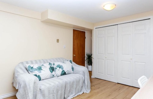 West Point Grey Apartment | Alluring Stellar Guest Suite Near UBC