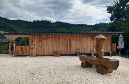 Huettenberg Apartment | Alm-Chalet in der Nähe vom Klippitztörl