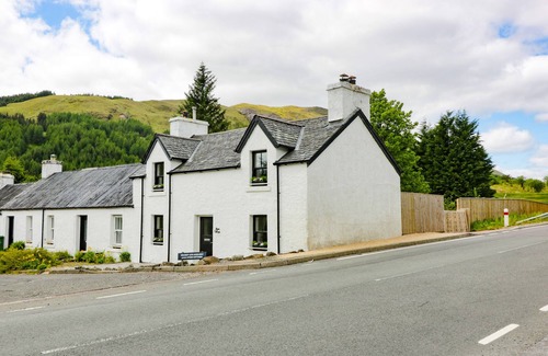 Tyndrum Cottage | Alma Cottage