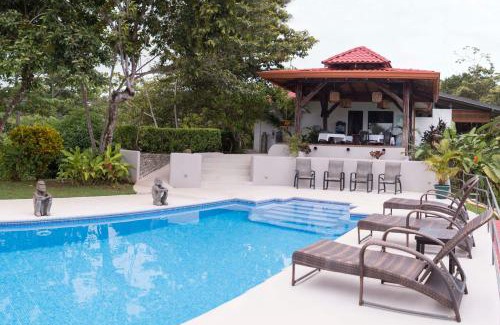 Ciudad Cortes Hotel | Alma de Ojochal