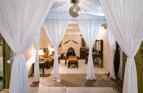 Kasbah Hotel | Almaha Marrakech Restaurant & SPA