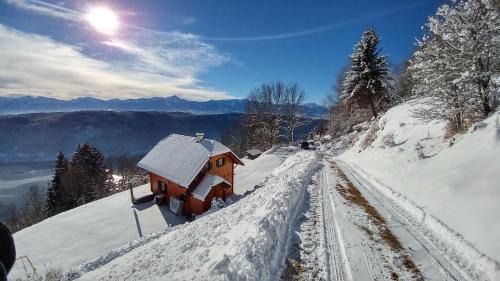 Bodensdorf House | Almchalet Orter In Treffen Am Ossiacher See