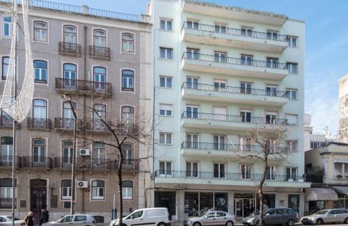 Lisbon Old Town Apartment | Almirante 2 Four Bedrooms