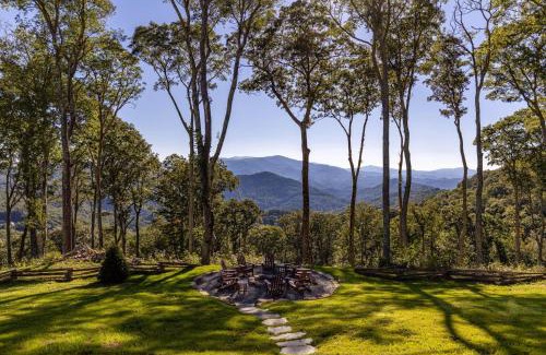 Banner Elk House | Almost Heaven at Eagles Nest