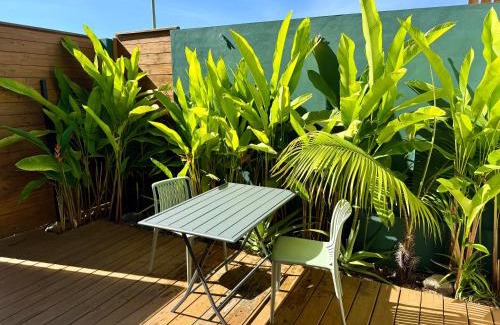 L'Etang-Sale Apartment | Aloes - Villa Salba. Panoramic view.