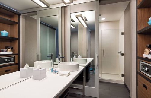 SeaTac Hotel | Aloft Seattle Sea-Tac Airport