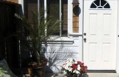 Opal Cliffs Cottage | Aloha Beach Cottage - Modern, Quiet & Cozy NOTE * ONLY SLEEPS 2 (3 max!!)