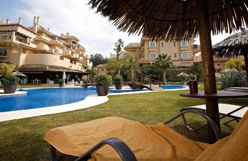 Marbella Apartment | Aloha Hill Club