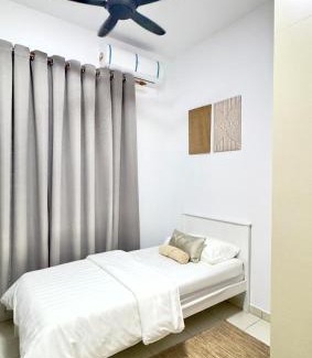 Kajang Apartment | Alora Homestay