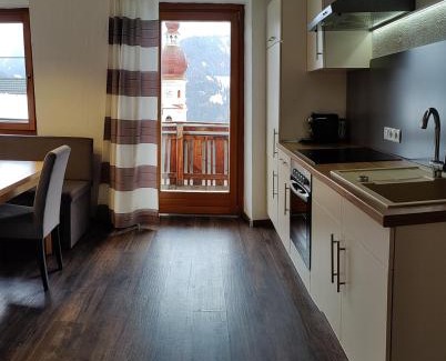 Racines Apartment | Alp-Hof Apartments