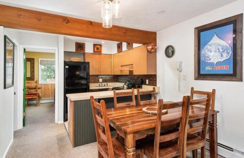 Aspen House | Alpenblick 1, Three Level Townhouse with Fireplace, Private Balcony, and Great Location