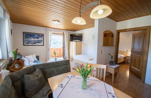Navis House | Alpengasthof Eppensteiner