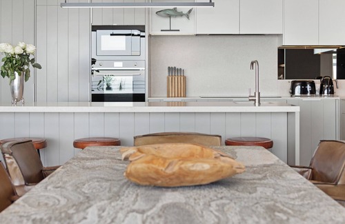 Sea Point Apartment | Alpha One 601 Penthouse by HMH