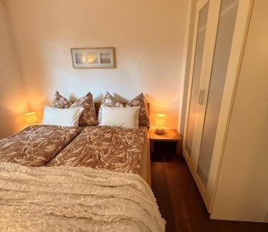 Iseltwald Apartment | Alpine Haven Base Chalet