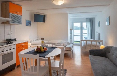 Maishofen Apartment | Alpine Hostel B4