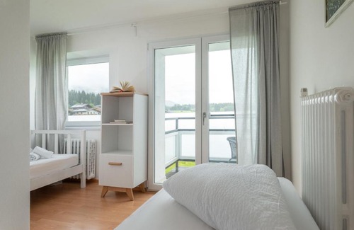 Maishofen Apartment | Alpine Hostel B4