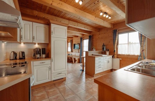 Pichl-Preunegg Cabin | Alpine hut "Dachstein" - Almdorf Reiteralm