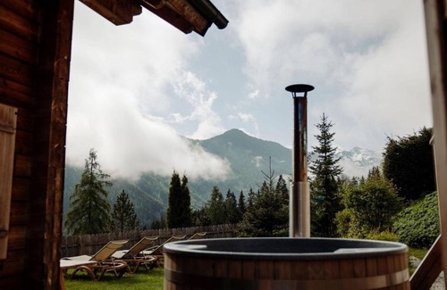 Pichl-Preunegg Cabin | Alpine hut "Dachstein" - Almdorf Reiteralm